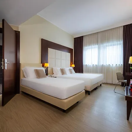 Hotel Ih Watt 13 Milão