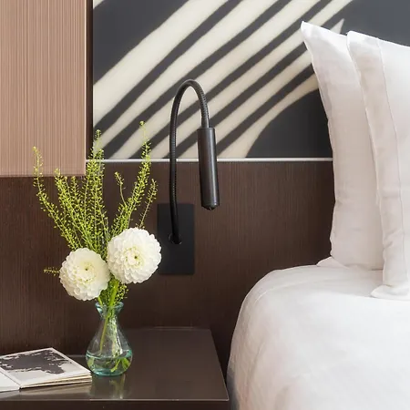 Crowne Plaza By Ihg Отель