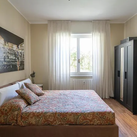 Apartment Nuovissimo Monolocale Con Cucina E Terrazzo Mailand