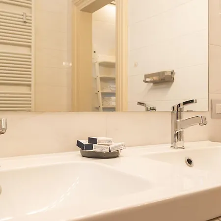 公寓 Crocetta Aida One Bedroom 1st Floor - Mirable Pm 米兰