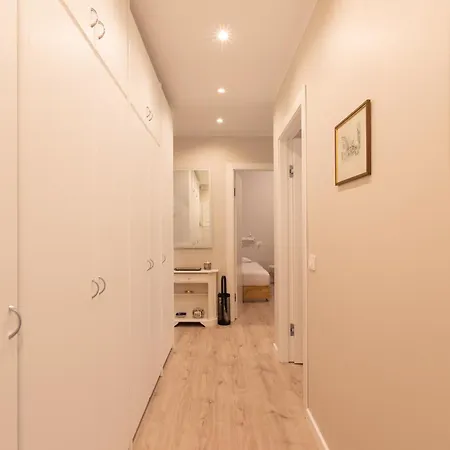 Apartamento Wonderful 2 Bedrooms Fiera Area - Mirable Pm