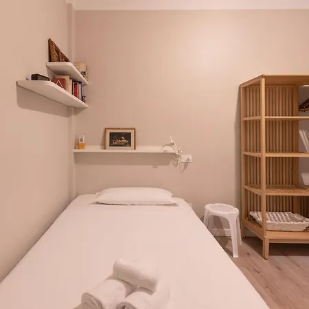 アパート Wonderful 2 Bedrooms Fiera Area - Mirable Pm ミラノ