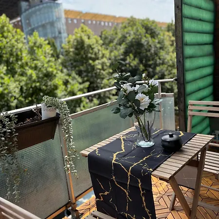 Vittoria Citylife Milano