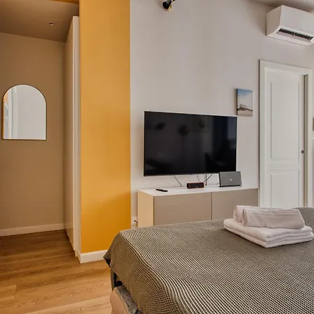 Navigli & Darsena - Lovely Apartament