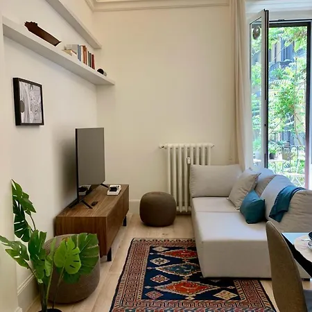 Luxury Zezon Daire Milano