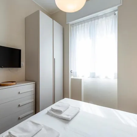 Duomo B - Two Bedrooms & Bathroom Milán