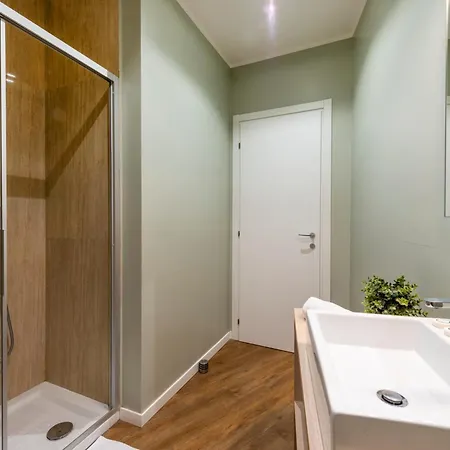 Duomo B - Two Bedrooms & Bathroom