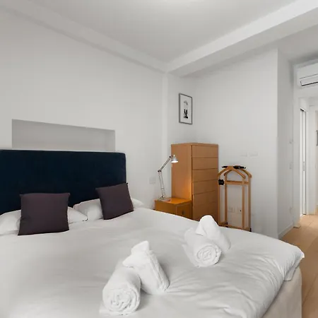 Washington - Metro M4 5min - Duplex With Terrace Daire Milano