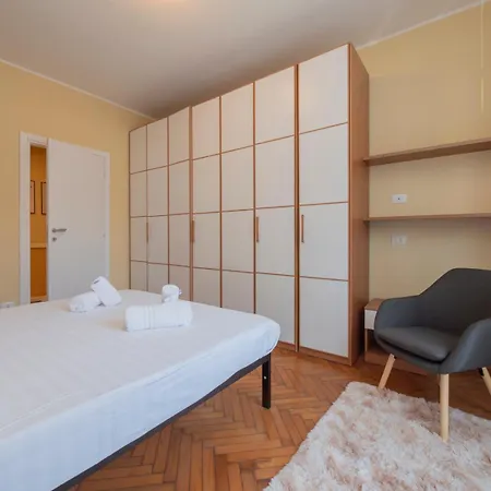 Appartement I-host - Lucania 12 *