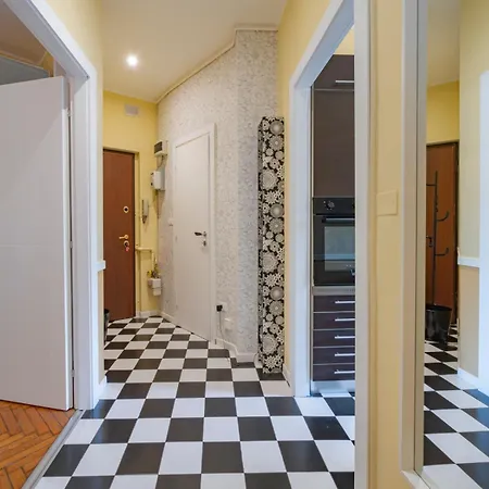 アパート I-host - Lucania 12 ミラノ