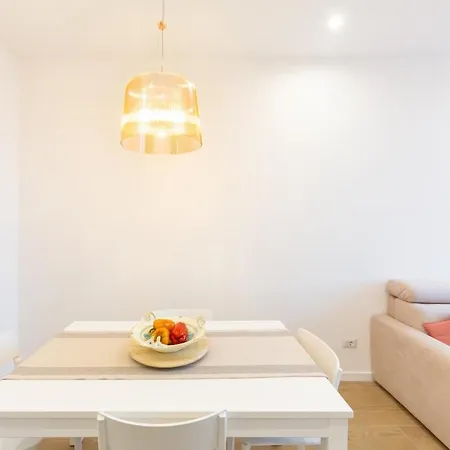 Appartement Youhosty - Sauro 5