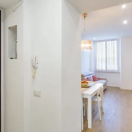 Appartement Youhosty - Sauro 5 *