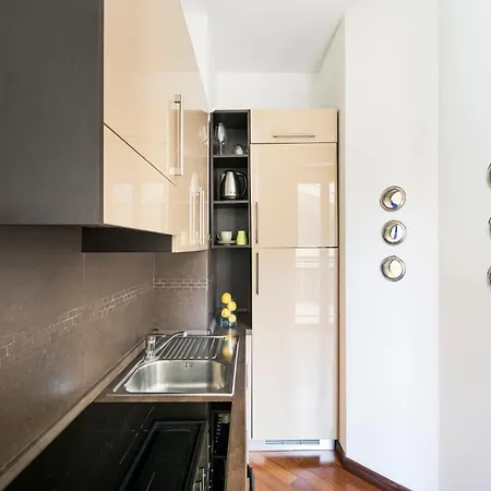 Apartament Easylife - Moderno Rifugio In Zona Bocconi *