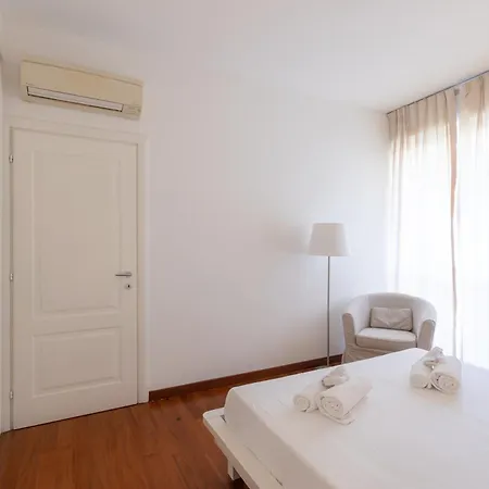 Ampio Bilocale Life - Mirable Pm *