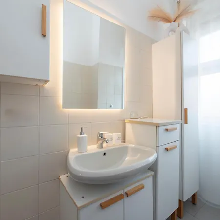 Apartmán Navigli Retreat Near Duomo *