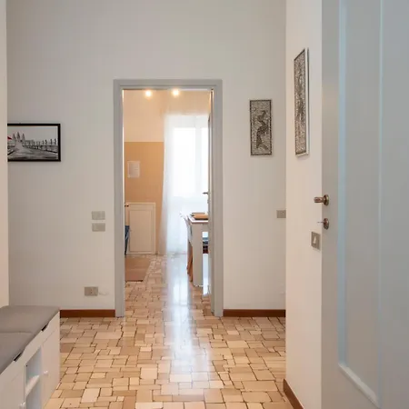 Navigli Retreat Near Duomo Appartement