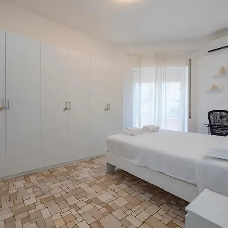 Appartement Navigli Retreat Near Duomo