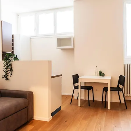 Bilocale Di Design A Pochi Passi Dal Politecnico Apartment *