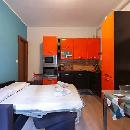 Apartment Casa Monet - 10 Minuti Dal Duomo