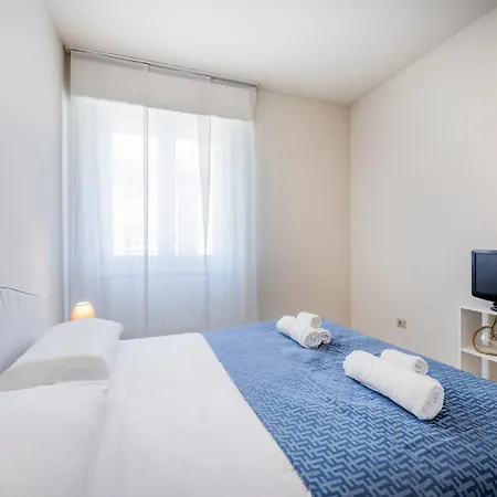 Bright And Modern 2 Double Bedrooms Bocconi *