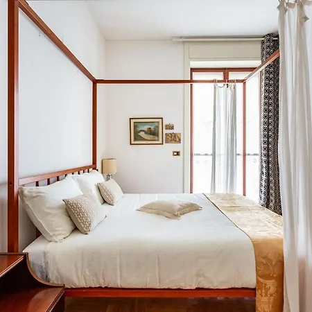 Elegante In Fino A 6 Persone Milano