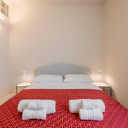 Bright And Modern 2 Double Bedrooms Bocconi Daire