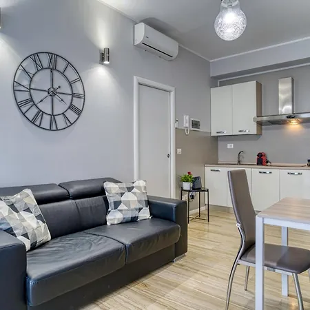 Station Bright Milano