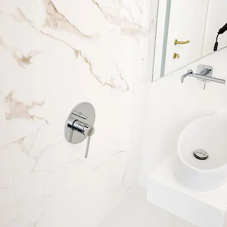 Casa - Classic Elegance, Balcony Appartamento Milano