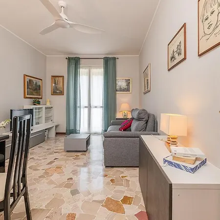 Apartament Quiet In Close To The Olimpic Village *