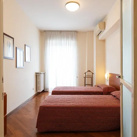 Splendido Trilocale Zara Ottavo Piano - Mirable Pm * Milano