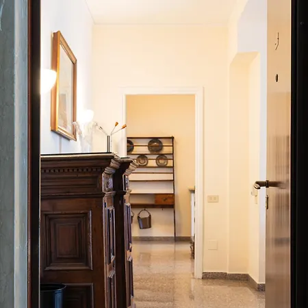 Splendido Trilocale Zara Ottavo Piano - Mirable Pm דירה מילאנו