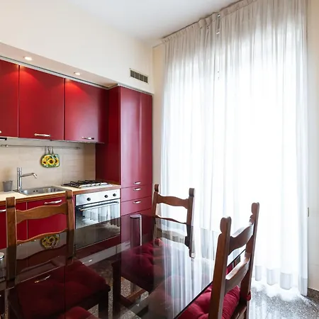 Splendido Trilocale Zara Ottavo Piano - Mirable Pm דירה