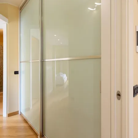 Spacious Two Bedrooms Solari Area - Mirable Pm *