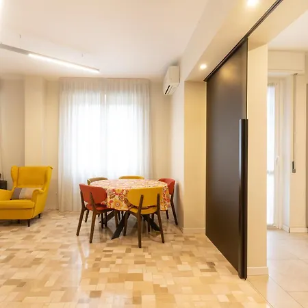Quadrilocale Lambrate 1 Piano - Mirable Pm Apartment *