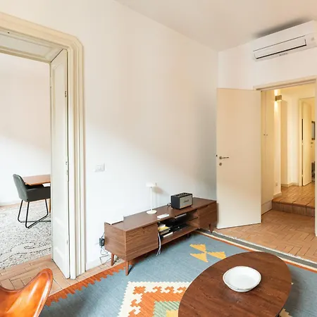 Spacious One Bedroom Moscova - Mirable Pm Apartament