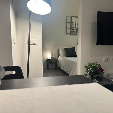 Апартаменты A Casa Di Imma A 5 Min Stazione Centrale, Wi-fi Veloce, Balcone Abitabile *