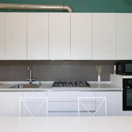 Bright One Bedroom Porta Venezia - Mirable Pm Милан
