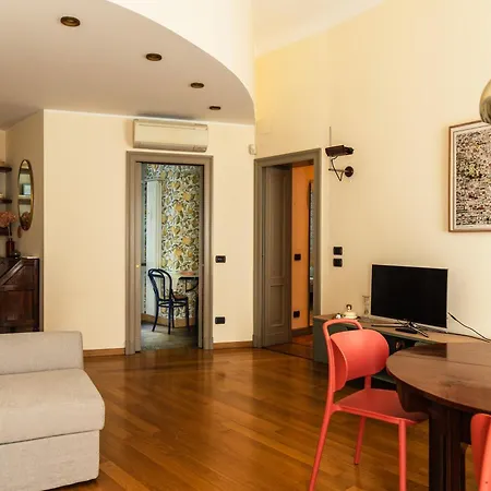 Youhosty - Charm Via Torino * Milan