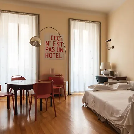 Youhosty - Charm Via Torino Apartment *