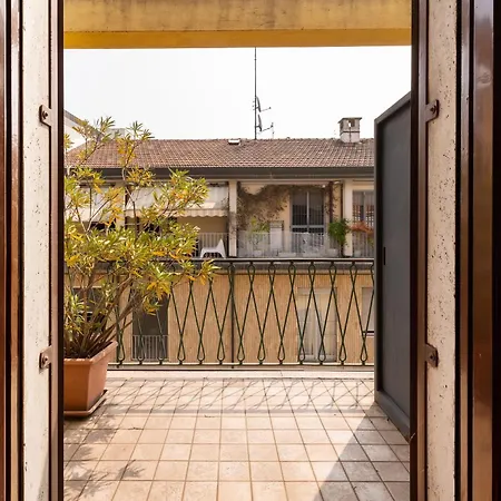 Appartamento Cozy One Bedroom Via Volta - Mirable Pm Milano