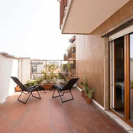 Luminoso Piano Alto Con Terrazzo - Mirable Pm 公寓 *