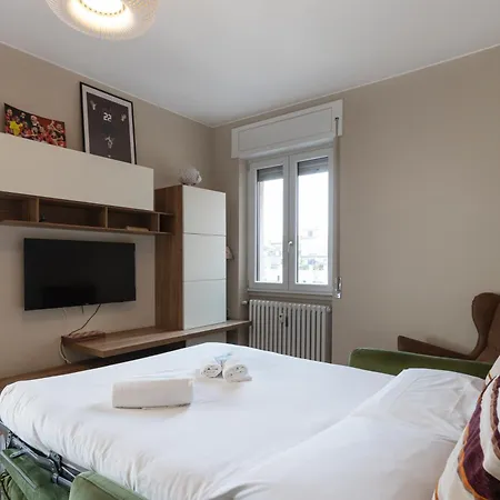 Luminoso Piano Alto Con Terrazzo - Mirable Pm Appartement *