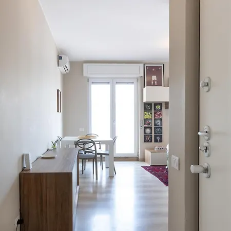 公寓 Luminoso Piano Alto Con Terrazzo - Mirable Pm