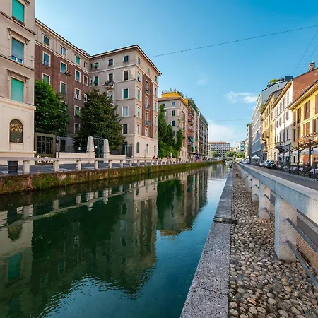 The Brick Nest - Navigli View *