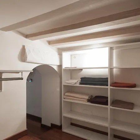 Appartement Ad Arco Della Pace Milaan