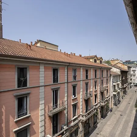 Elegant Naviglio Cool Area Large 5 Pax With Elevator * Milano