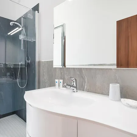 Easylife - Attico Di Lusso A Pochi Passi Dal Duomo * Mediolan