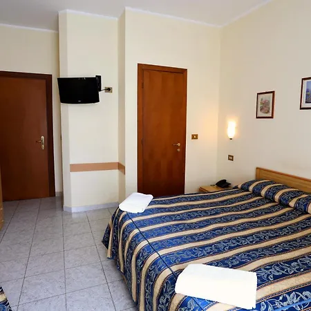 Hotel Loreto 2*