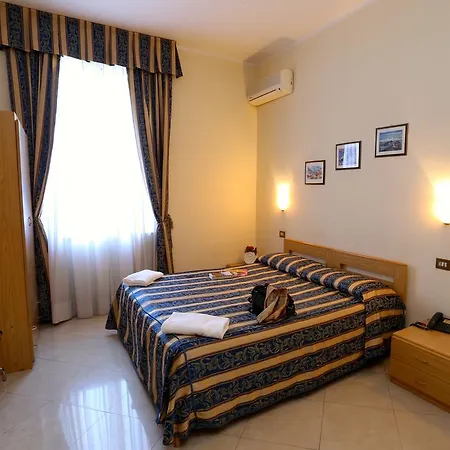 Loreto Hotel 2*
