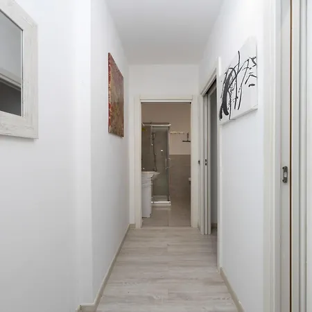 Spacious 70 Mq Self Check-in ,free Parking, San Siro דירה מילאנו